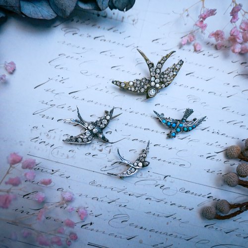 アンティーク ビクトリア朝 900 シルバー 天使 ブローチ 19世紀 レア アンティーク ビクトリア朝 900 シルバー 天使 ブローチ 19世紀 レア