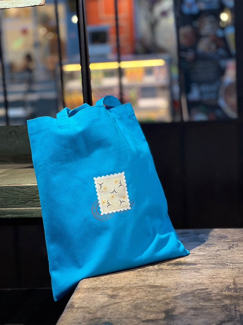 Window Postmark Canvas Bag_Summer Lake Blue - Handbags & Totes - Cotton & Hemp Blue