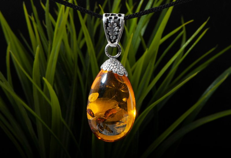 Exquisite Baltic Amber Pendant with Honey-Colored Elegance and Beautiful Glitter - Necklaces - Semi-Precious Stones Gold