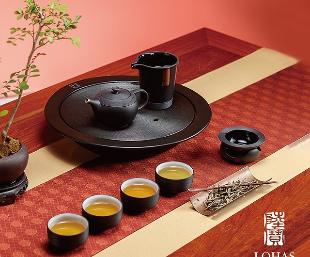 【お得100%新品】台湾茶器　茶玩　茶盤飾り　茶神　獅　双獅抱球　茶盤　置物　時来運廻　中国茶器 食器