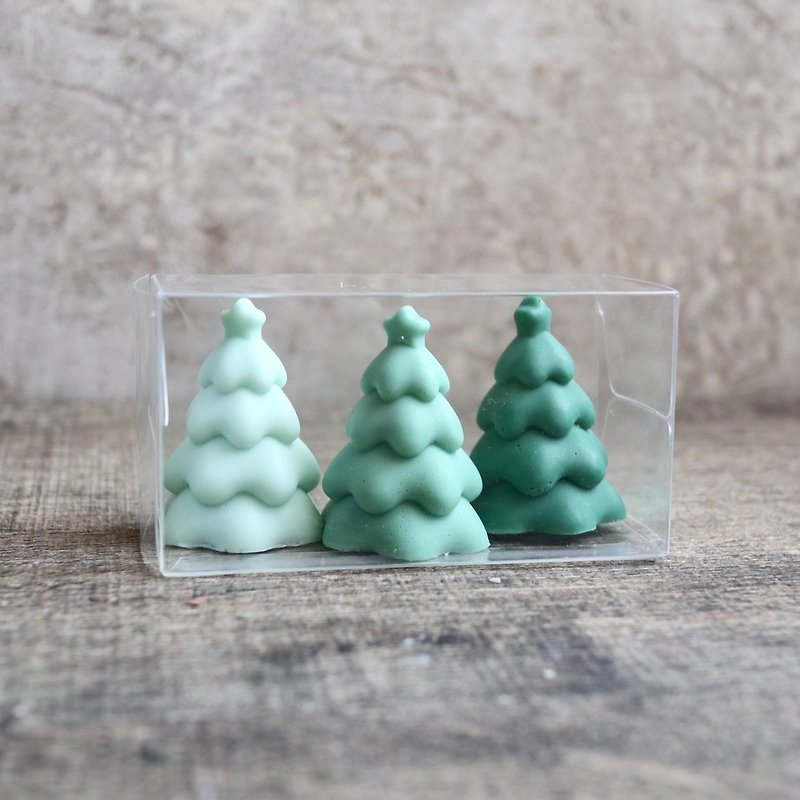 Small pine tree shaped handmade soap - สบู่ - สารสกัดไม้ก๊อก 