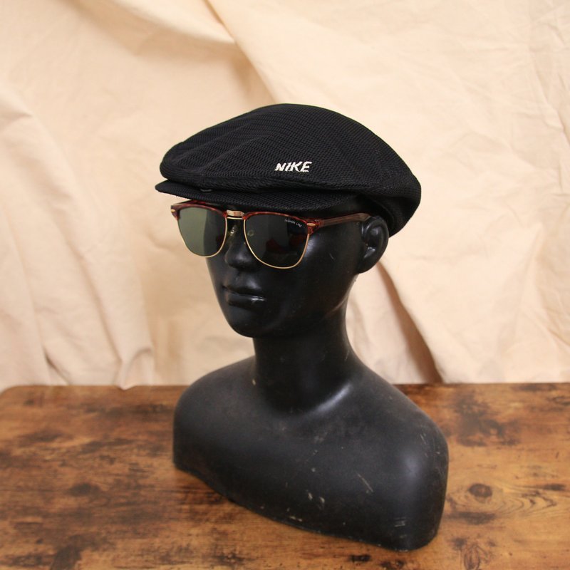 Back to Green:經典品牌帽 Nike 黑色畫家帽 d-21 vintage hat - 帽子 - 棉．麻 