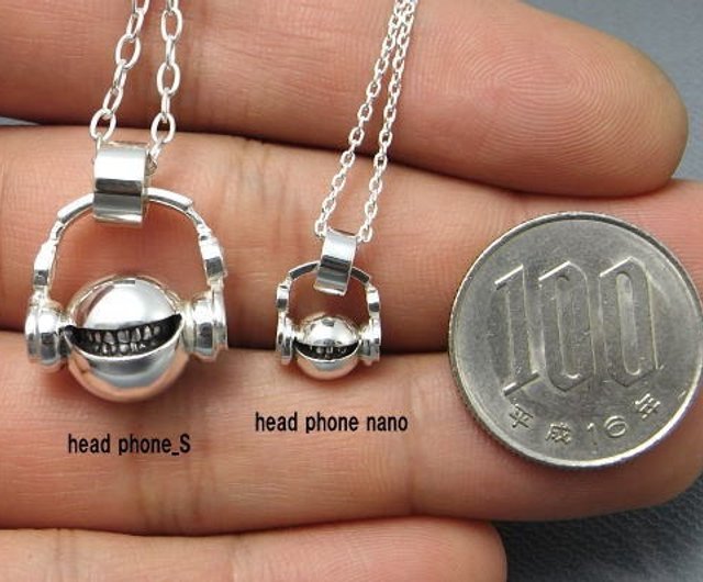 head phone anti smile ball pendant S (s_m-P.47) 微笑銀垂饰颈链项链