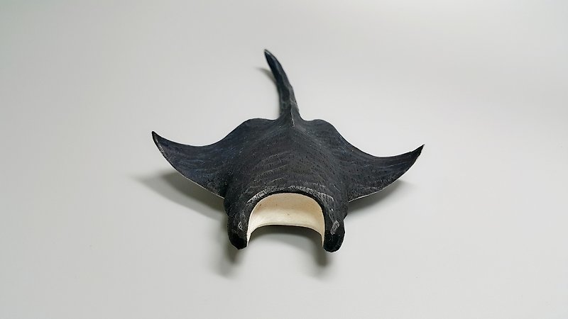 Ghost Manta (Wood Carving Artwork) - Items for Display - Wood Black
