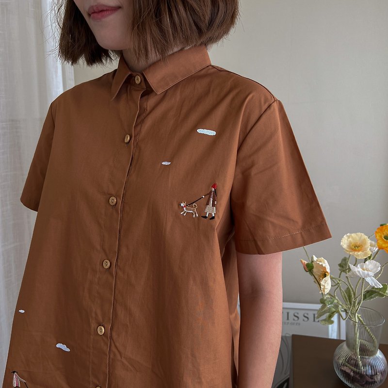 Shirt Dress ドレス(Dog Walking犬) Brown Cinnamon 茶色 - ワンピース - コットン・麻 ブラウン