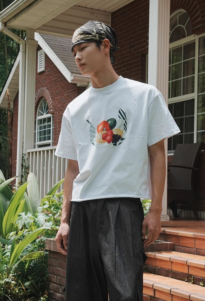 Japanese retro short-sleeved fruit print T-shirt - เสื้อยืดผู้ชาย - วัสดุอื่นๆ ขาว