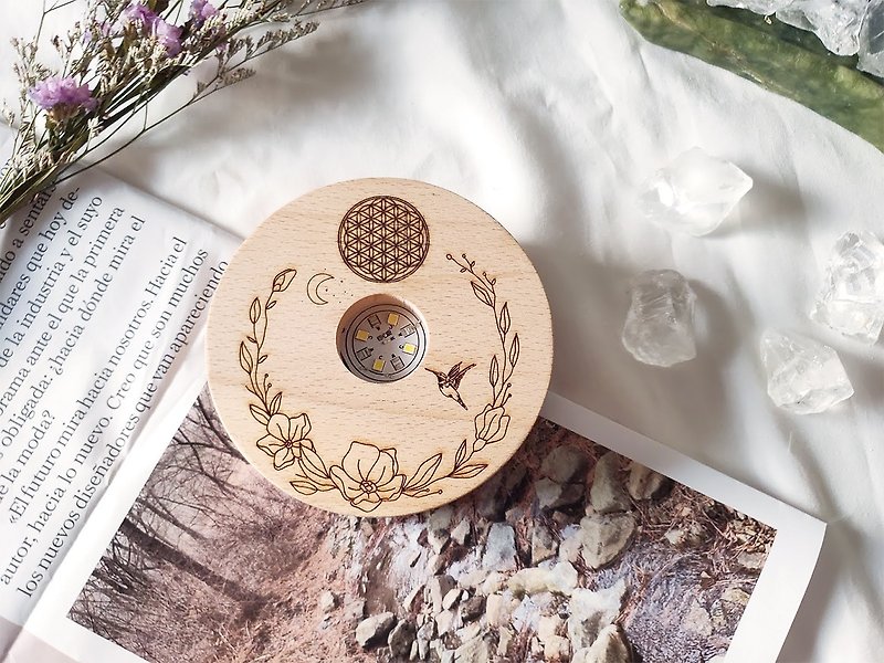 Flower front and moon under Metatron map wood carving rechargeable diffuser lamp holder crystal holder - ของวางตกแต่ง - ไม้ สีกากี