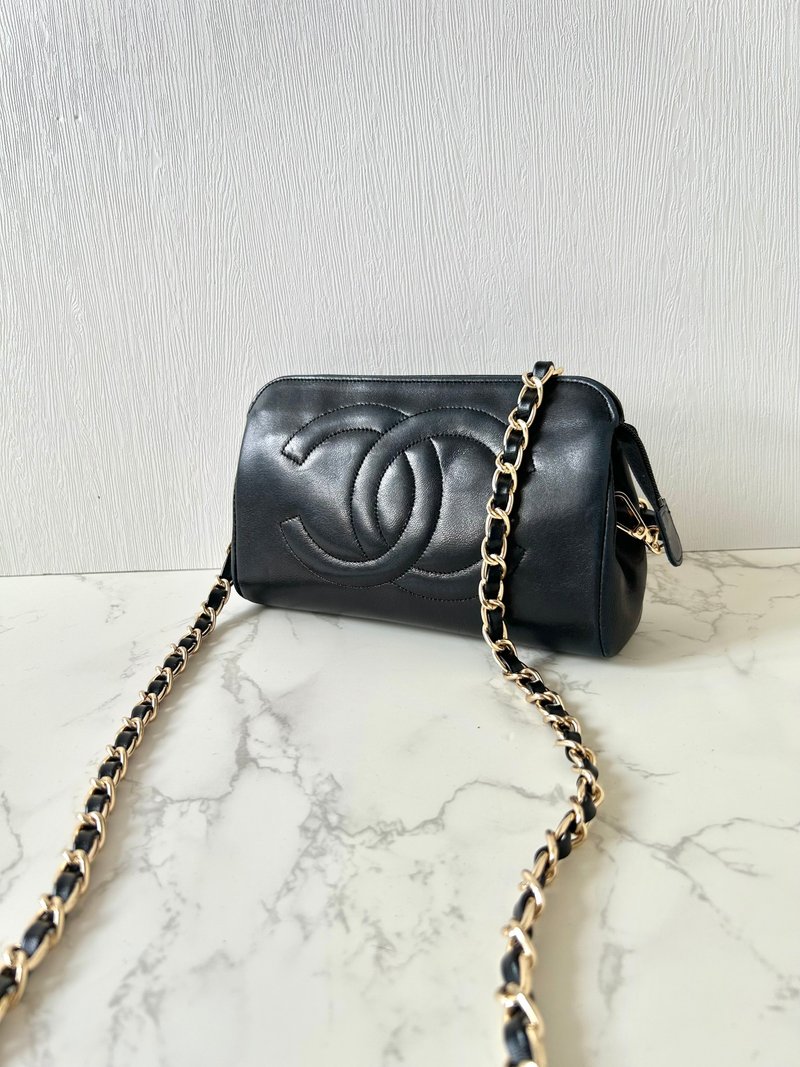 [LA LUNE] Second-hand Chanel black lamb leather chain handbag side cross-body shoulder bag - กระเป๋าแมสเซนเจอร์ - หนังแท้ สีดำ