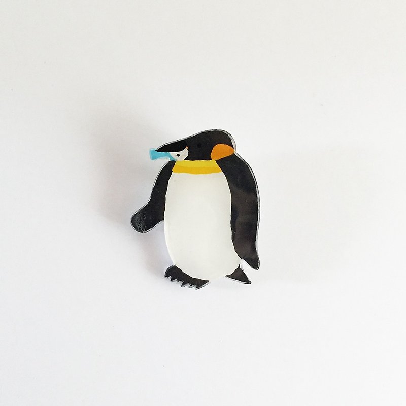 いくらでもムシャムシャペンギンのプラバンブローチ - 胸針 - 塑膠 黑色