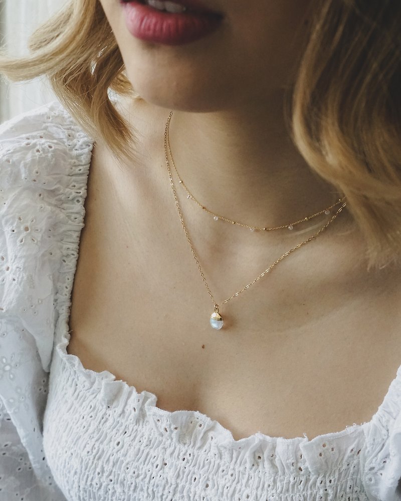 Oval Natural Moonstone Pendant Necklace - 14K Gold Filled - 925 Sterling Silver - Necklaces - Gemstone Gold