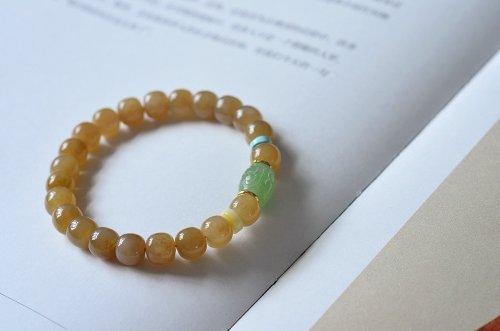 Angel's tears 天使之淚 Jewelry Design 7mm天然和田玉/和闐玉-新疆糖玉 碧玉雕刻珠綠松設計單圈手串