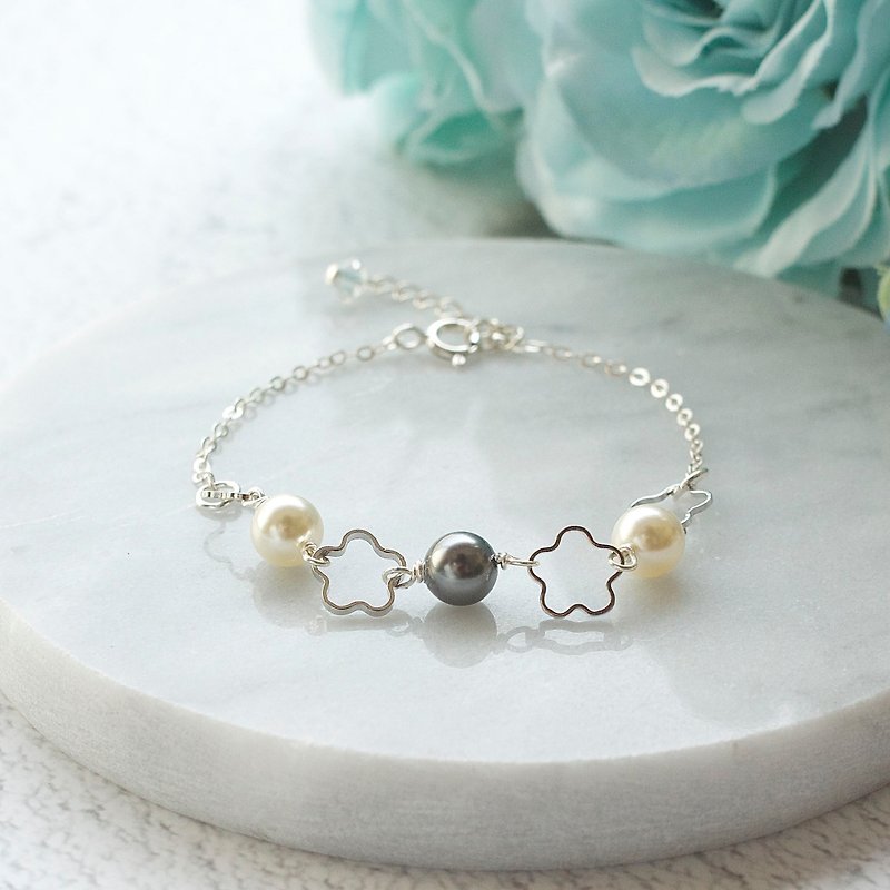 Swarovski plum pearl bracelet handmade silver bracelet gift custom - Bracelets - Pearl Purple