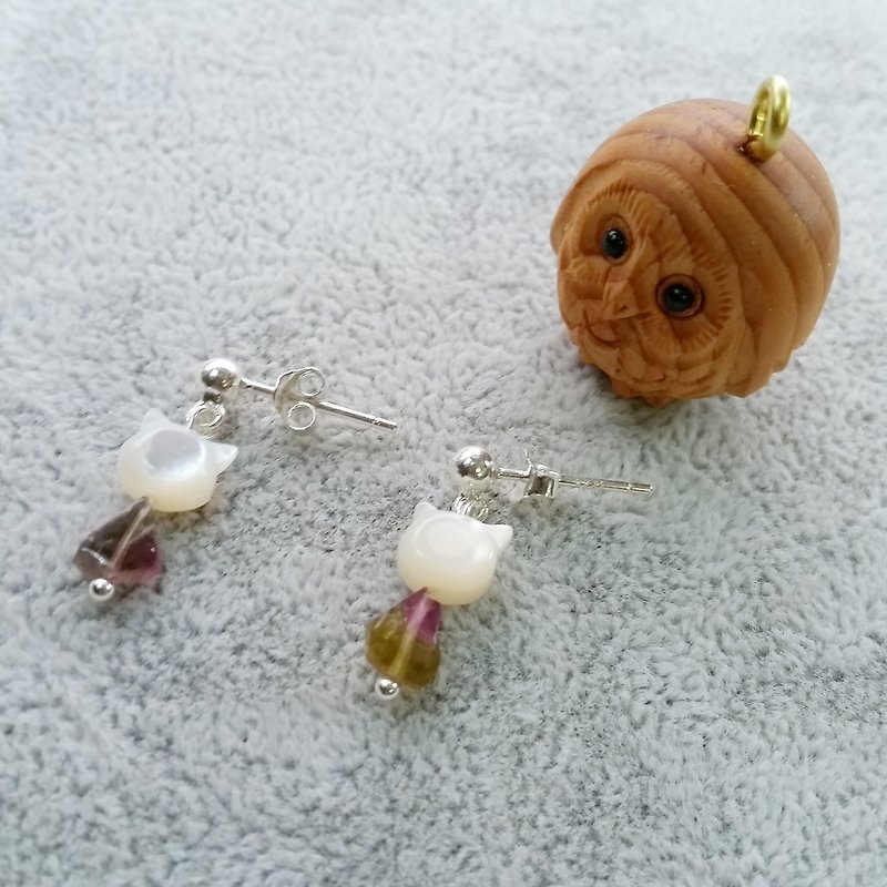 Tourmarine, cat shape mother pearl 925 silver earring - Earrings & Clip-ons - Gemstone Multicolor