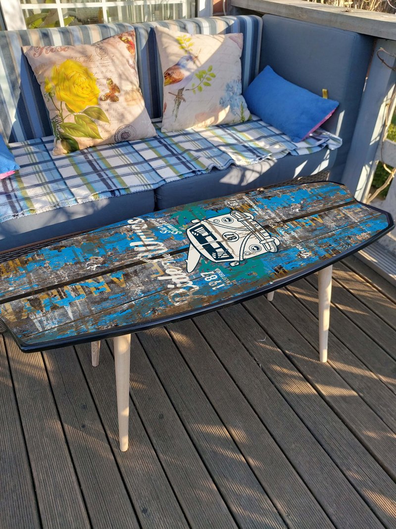 Vintage Legendary Surfing Bus End Sofa Table for Surf Art Home Room Decor - 餐桌/書桌 - 木頭 