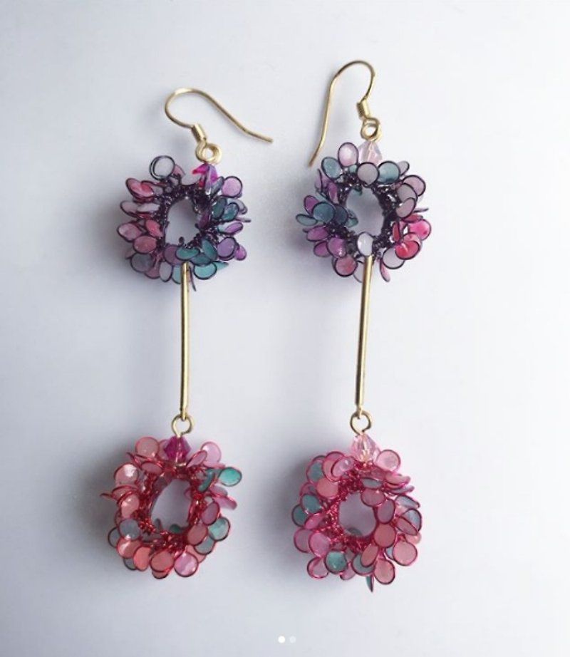 Frost wreath earrings - Earrings & Clip-ons - Other Materials Purple