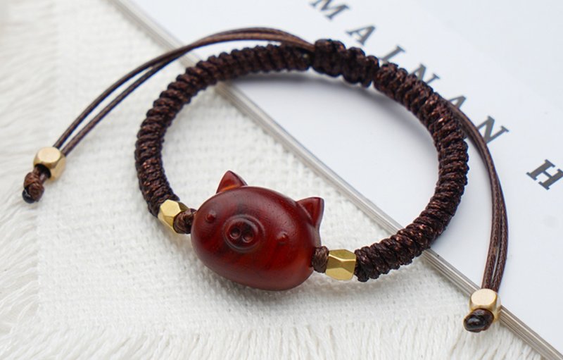 簡約手作 小豬豬手工編織檀木手鏈 - 手鍊/手環 - 木頭 多色