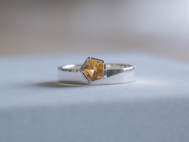 Citrine fimmhyrningur ring silver orange Yellow - General Rings - Gemstone Orange