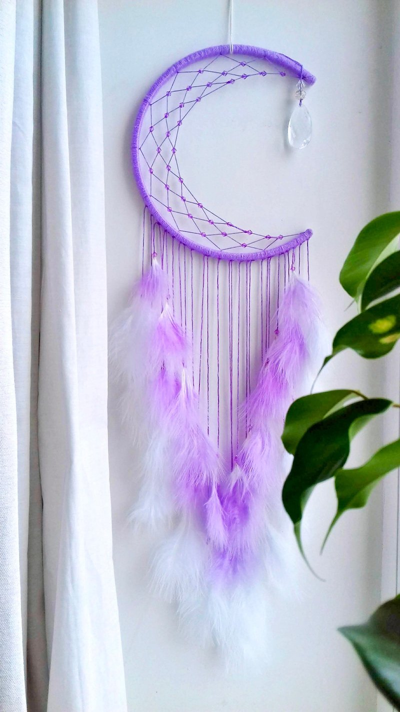 Amethyst Dreamcatcher, Moon Dreamcatcher, Moon Dream Catcher with Crystals - Wall Décor - Crystal Purple