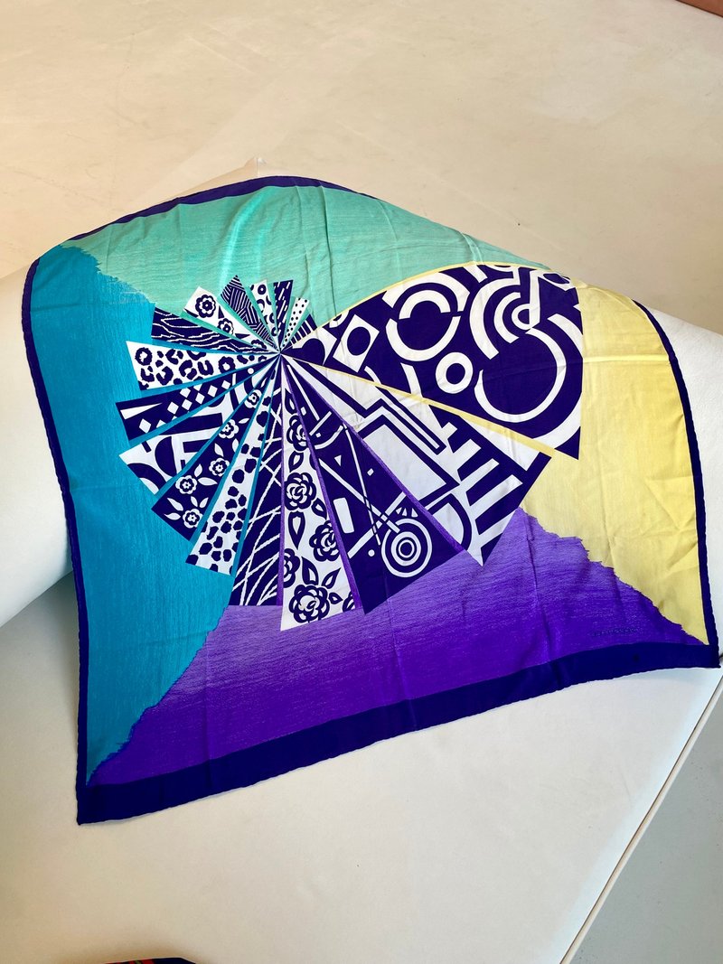 Vintage GIANNI VERSACE Purple Blue Heart Abstract Geometric Square Silk Scarf - 絲巾 - 絲．絹 紫色
