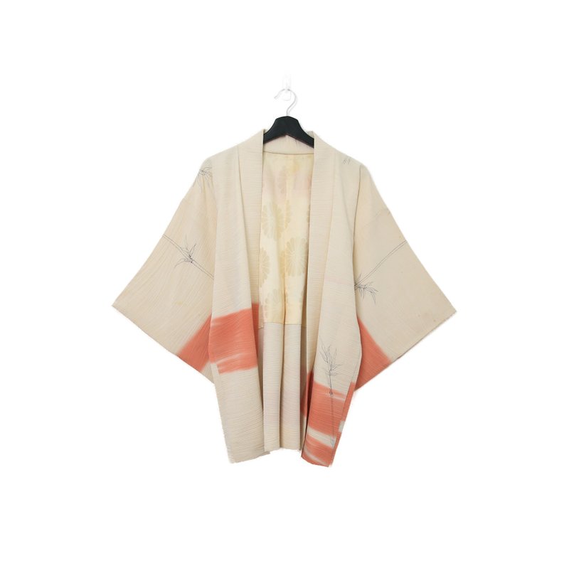 Back to Green-日本帶回羽織 暈染花朵 竹菊kb-64/vintage kimono - 女大衣/外套 - 絲．絹 