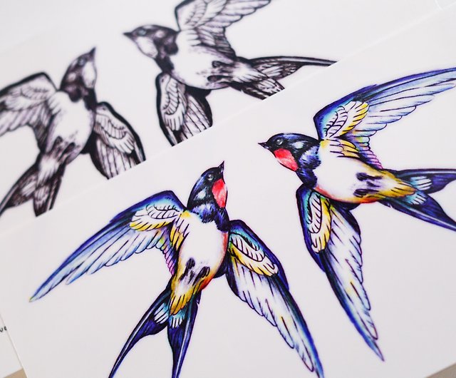 手描きの美しい動物のタトゥーのステッカー 古典的なツバメのイラスト 鳥のタトゥー 自由に飛んでいる夏の小さなもの ショップ Lazy Duo Design Store タトゥーシール Pinkoi