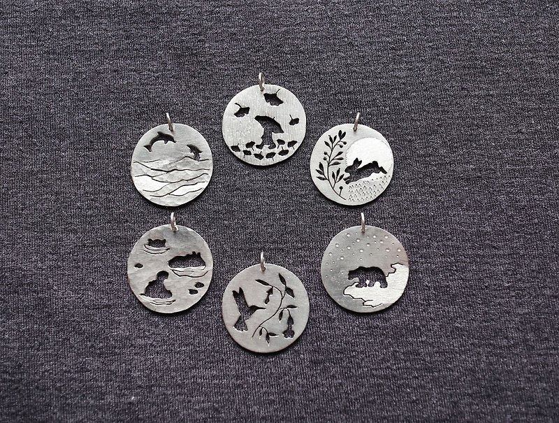 Ni.kou sterling silver carved pendant - single sale area (a total of 16 models) - สร้อยคอ - โลหะ 