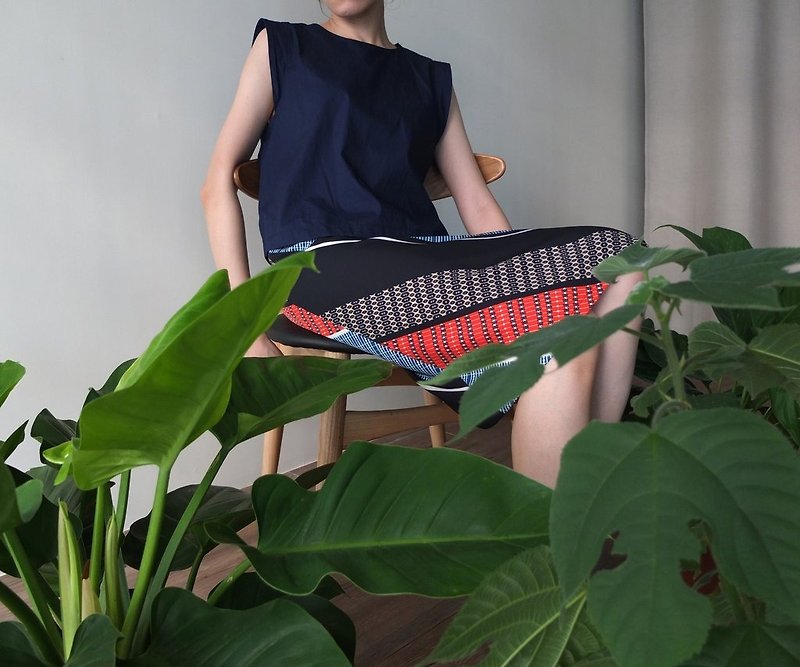 Japanese fabric geometric print skirt - กระโปรง - ผ้าฝ้าย/ผ้าลินิน 