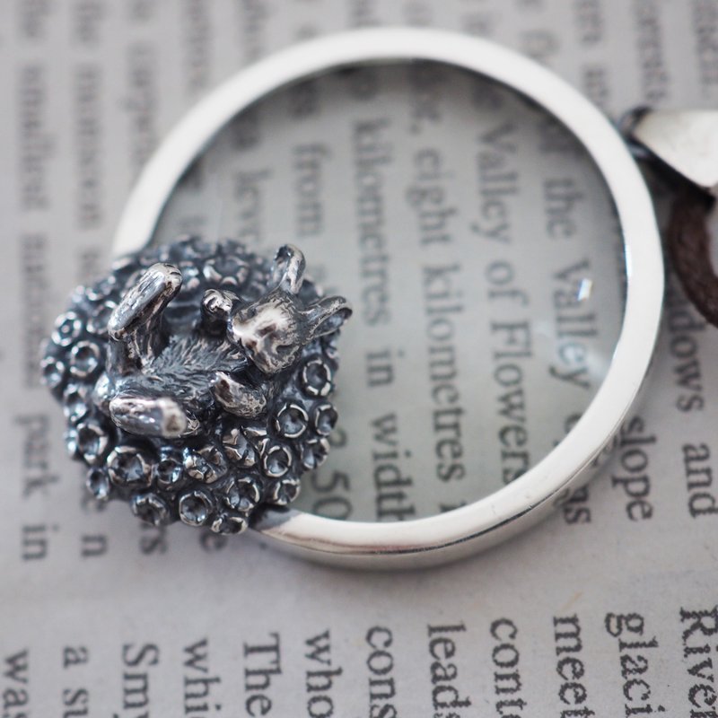 寝ころぶうさぎルーペペンダント - 項鍊 - 純銀 銀色