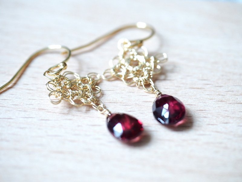 Exclusive design hand-stitched 14KGF rose garnet earrings RhodoliteCrochetJewelry - Earrings & Clip-ons - Semi-Precious Stones 