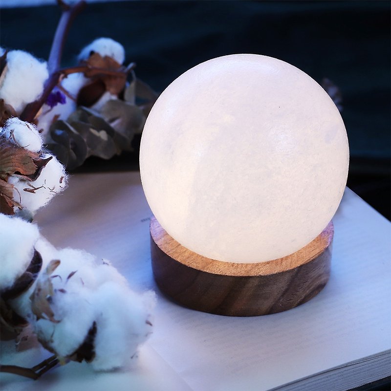 Small white ball salt lamp log base // Purifying and calming - Lighting - Other Materials White