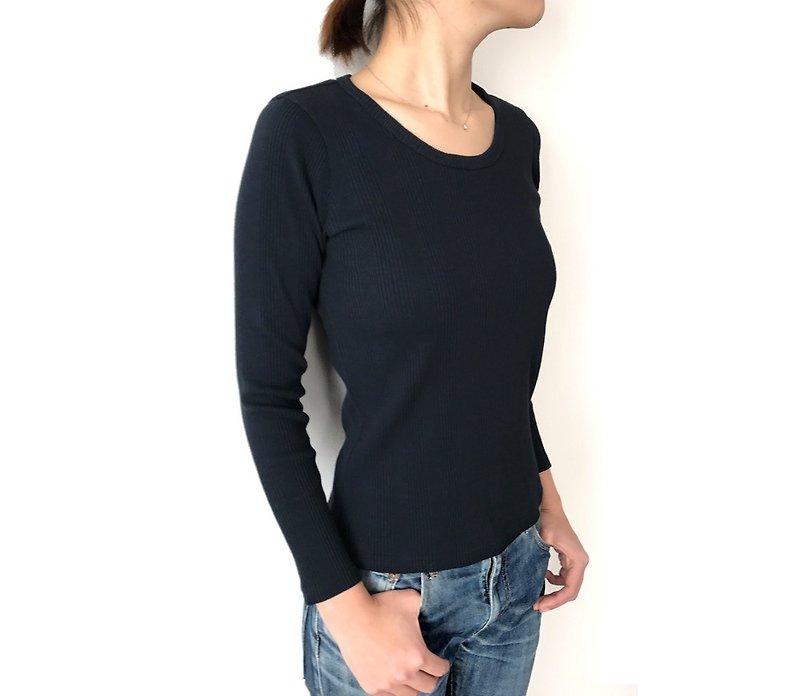 Adult multi-rib cut stick adhering to shape  U-neck  NAVY【Size development available】 - Women's T-Shirts - Cotton & Hemp Blue