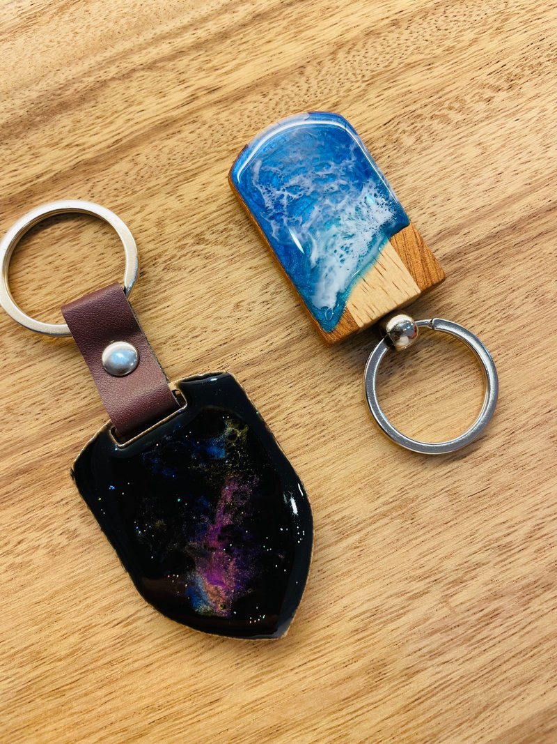原木海浪銀河鑰匙圈吊飾 - 鑰匙圈/鑰匙包 - 木頭 黑色