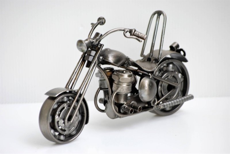 One-Of-A-Kind Labor day Gift Idea, Chopper (B) Motorcycle Welding sculptures - 擺飾/家飾品 - 其他金屬 