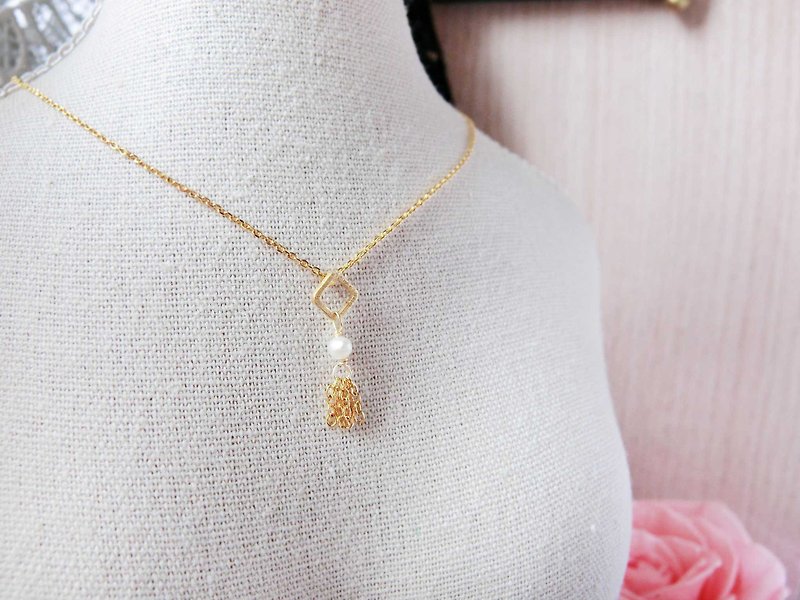 【Oriental Small Square】Pearl Tassel Necklace - สร้อยคอ - โลหะ สีทอง