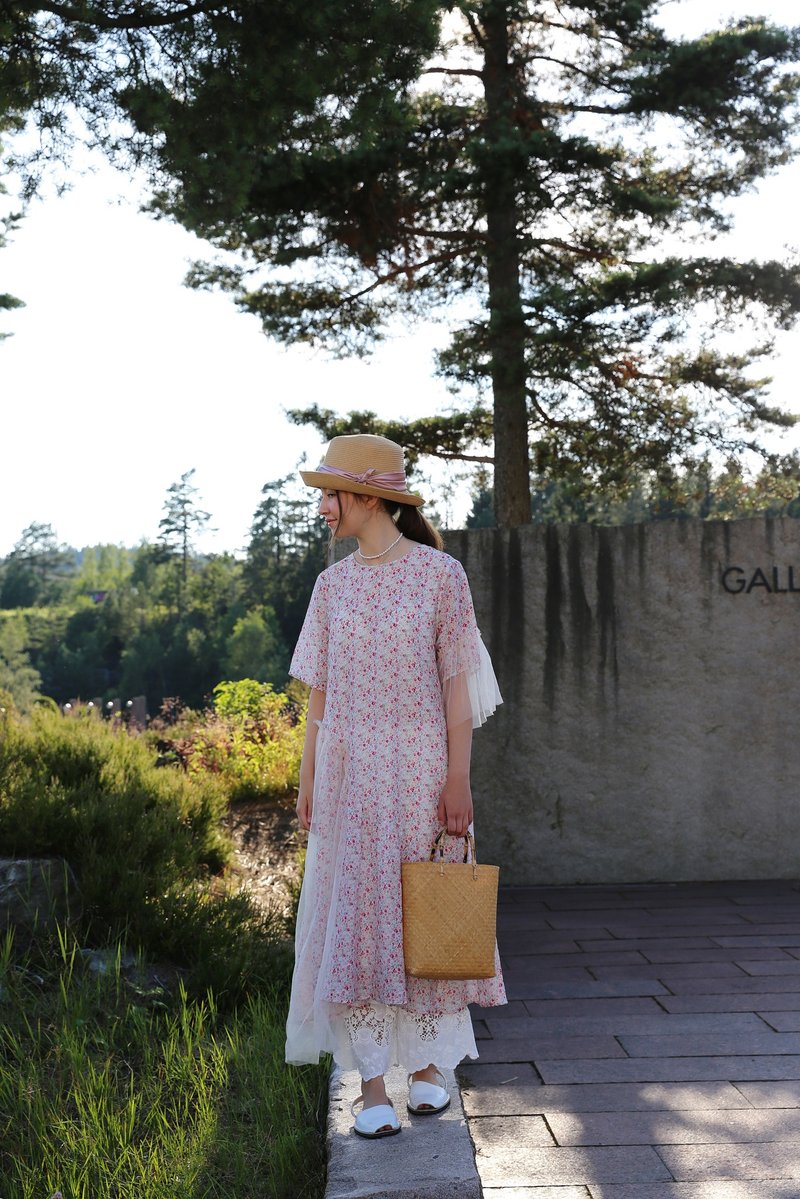 Rose petals are super soft Tencel rose red floral tulle mid-sleeve dress Nordic retro style - ชุดเดรส - ผ้าไหม สึชมพู