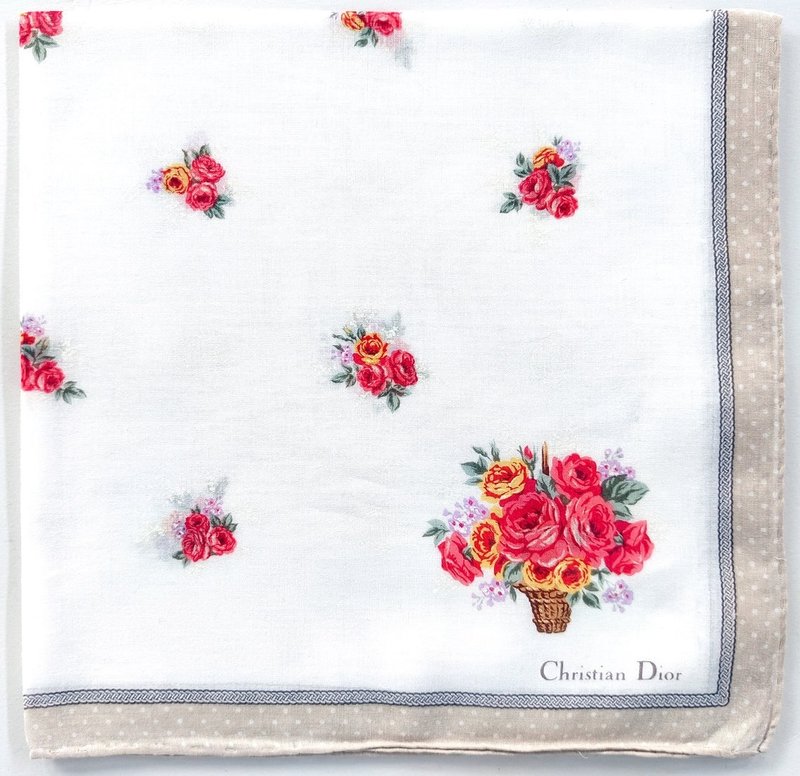Christian Dior Vintage Handkerchief Roses in the Basket 19 x 18.5 inches - 手帕 - 棉．麻 卡其色