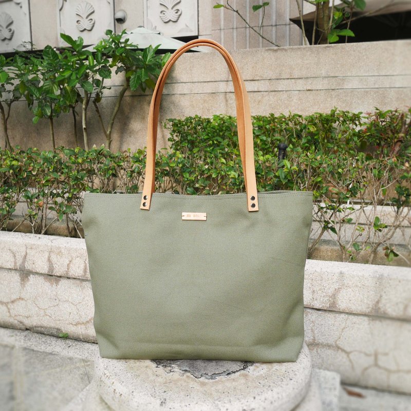 Simple Tote Canvas Bag Leather Strap - กระเป๋าแมสเซนเจอร์ - ผ้าฝ้าย/ผ้าลินิน สีเขียว