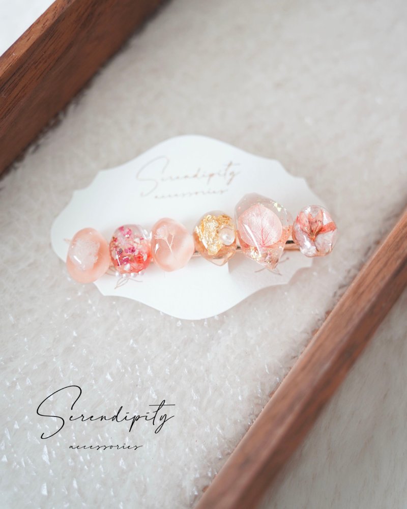 Dried Flower Gem Hairclip - Coral - Hair Accessories - Resin Orange