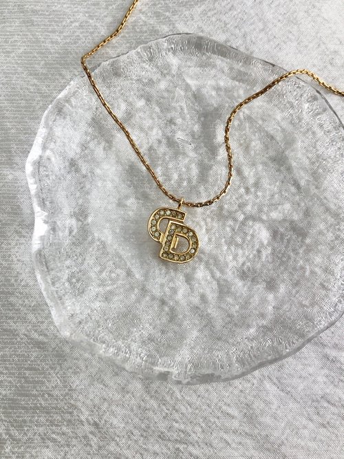 solo-vintage 【 日本直送 名牌中古包 】Christian Dior クリスチャン ディオール ネックレス ゴールド CDロゴ vintage ヴィンテージ gydv2d