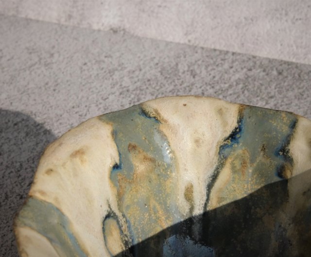 茶色と緑の斑点模様の陶器瓶 美濃焼】令和の新曜変天目茶碗”翠緑”【BIJINTOUKI/美人窯】食器