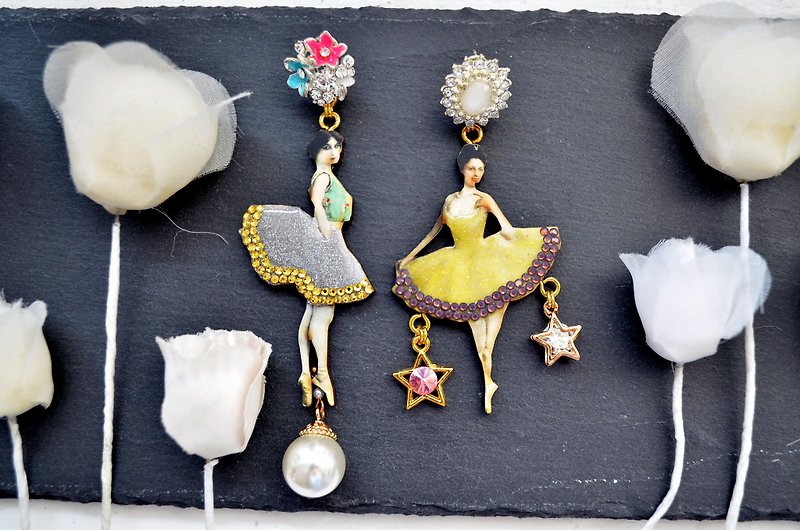 TIMBEE LO Wooden photo print vintage ballet girls Earring  sell for single one, NOT PAIR - Earrings & Clip-ons - Wood Multicolor
