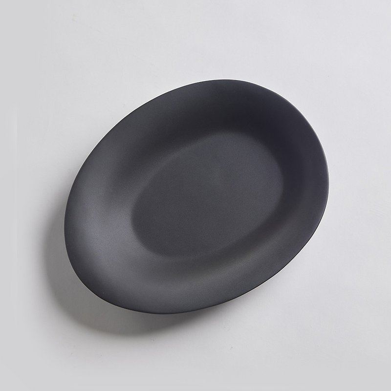 [3,co] Ocean Oval (Large)-Black - Small Plates & Saucers - Porcelain Black