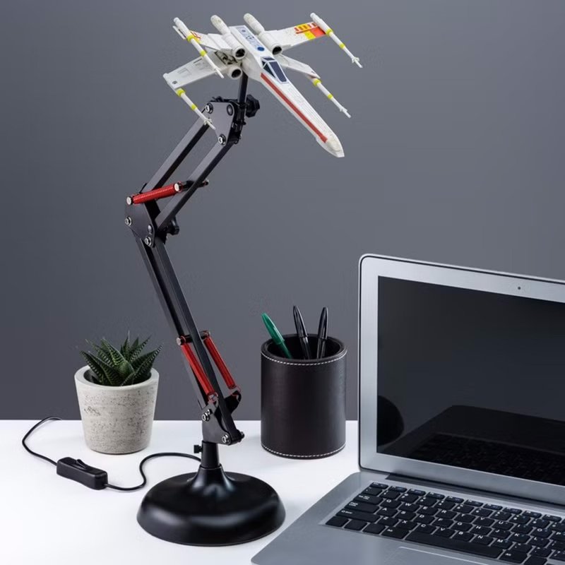 星際大戰 STAR WARS X翼戰鬥機 360度飛行 檯燈 - 燈具/燈飾 - 其他金屬 