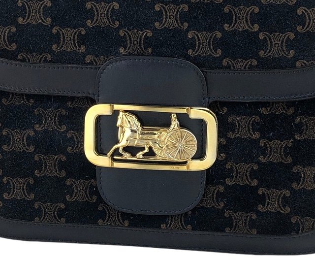 【直営・関税送料込】スモール カバ タイス / トリオンフ Direct from Japan, branded used bag] CELINE Triomphe