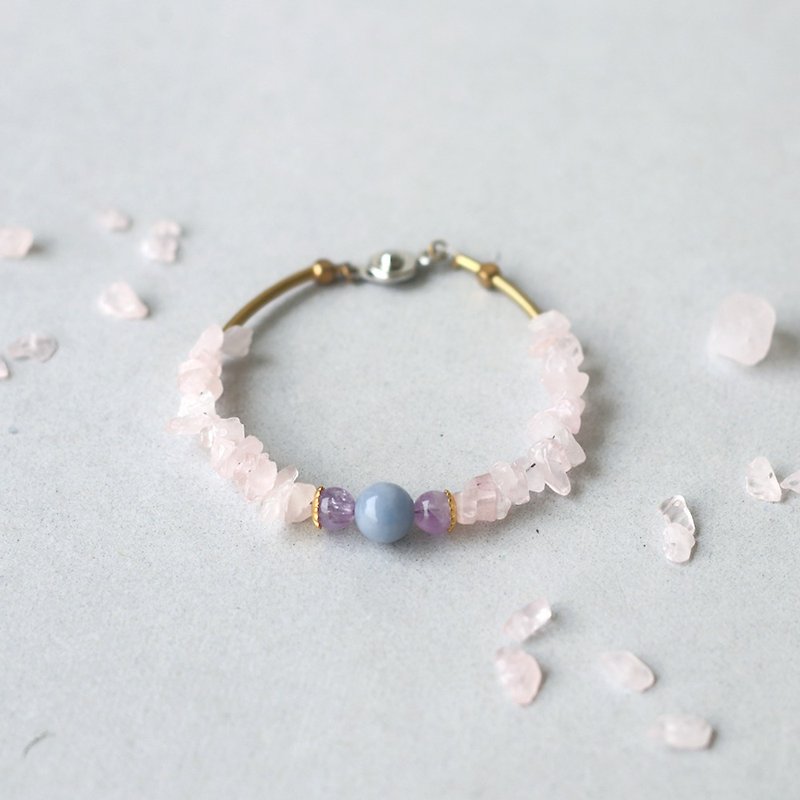 Natural stone brass bracelet: together with flowers - Bracelets - Crystal Pink