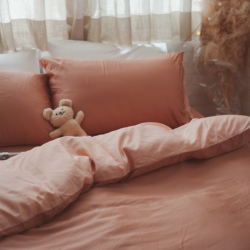 トップ シルキー - サンセットゴールドシン ベッド カバーとキルト セット (100 ピース) カウンター グレード 100% テンセル 台湾製 - 寝具 - その他の素材 ピンク