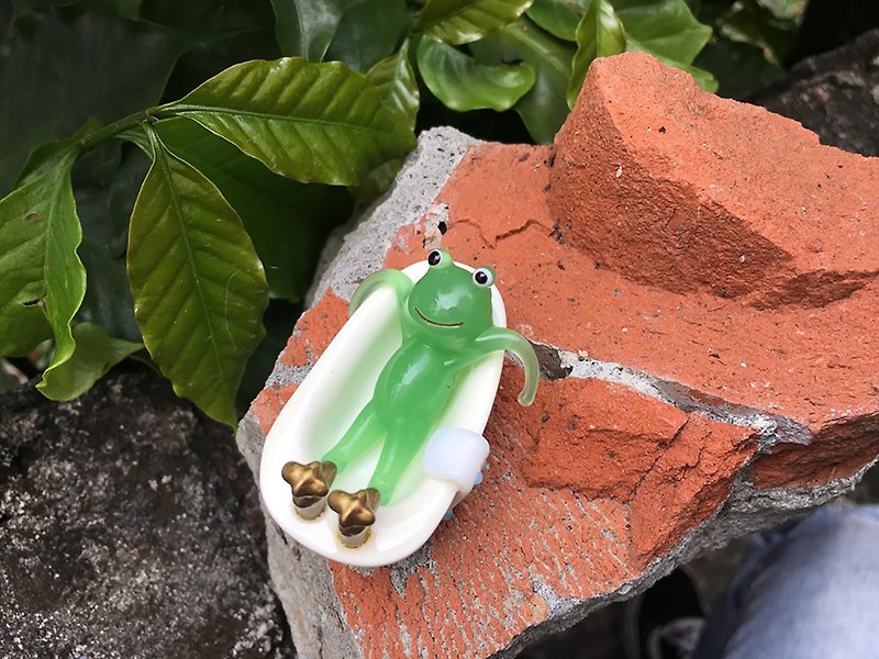 Handmade glass frog leisure bath - ของวางตกแต่ง - แก้ว 