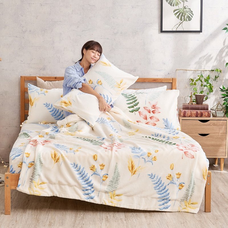 Flannel sherpa blanket/Qingmu Ruoyin - ผ้าห่ม - วัสดุอื่นๆ หลากหลายสี