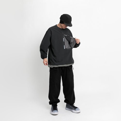 Double Layer Hem Sweat クルーネックのレイヤードヘムスウェット