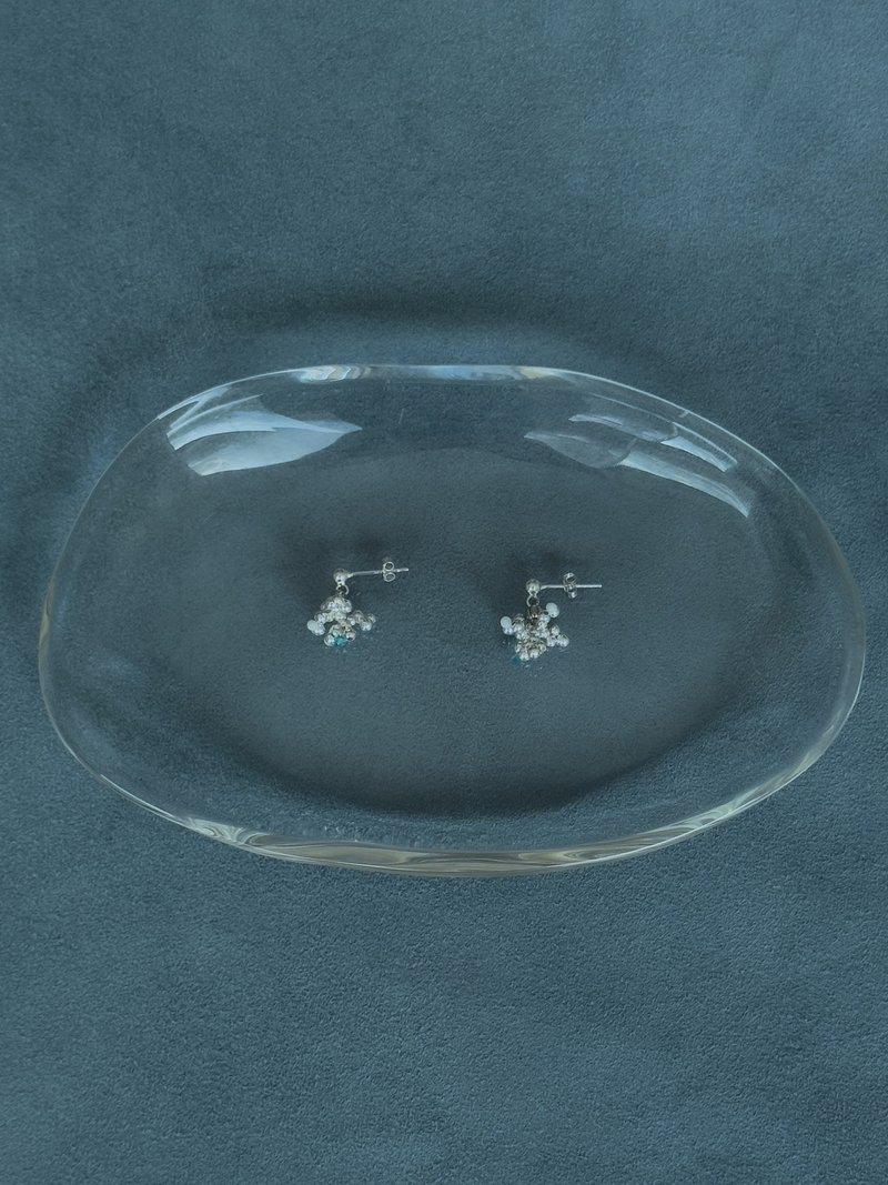 Coral Petite Earring Blue (925 Silver) - 耳環/耳夾/耳骨夾 - 其他金屬 藍色